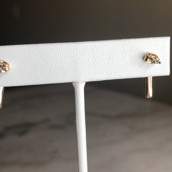 Rainbow Rhinestone bar earring's - Picture 10 of 11